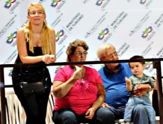 Foto de la galería: Primera noche de los Carnavales Misioneros en el cuarto tramo de la costanera