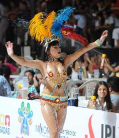 Foto de la galería: Primera noche de los Carnavales Misioneros en el cuarto tramo de la costanera