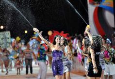 Foto de la galería: Primera noche de los Carnavales Misioneros en el cuarto tramo de la costanera