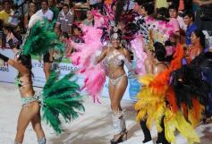 Foto de la galería: Segunda noche de los carnavales misioneros en el cuarto tramo de la costanera