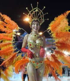 Foto de la galería: Segunda noche de los carnavales misioneros en el cuarto tramo de la costanera