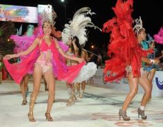 Foto de la galería: Segunda noche de los carnavales misioneros en el cuarto tramo de la costanera