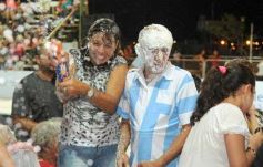 Foto de la galería: Segunda noche de los carnavales misioneros en el cuarto tramo de la costanera