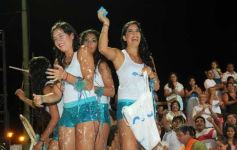 Foto de la galería: Última noche de los Carnavales Misioneros 2013