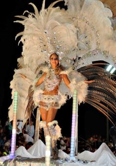 Foto de la galería: Última noche de los Carnavales Misioneros 2013
