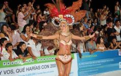 Foto de la galería: Última noche de los Carnavales Misioneros 2013
