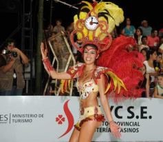 Foto de la galería: Última noche de los Carnavales Misioneros 2013