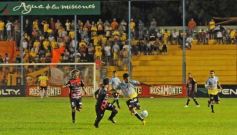 Foto de la galería: Crucero del Norte 0-Patronato de Paraná 1