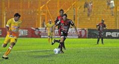 Foto de la galería: Crucero del Norte 0-Patronato de Paraná 1