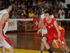 Foto de la galería: Tokio de Posadas 77-Independiente de Tucumán 71