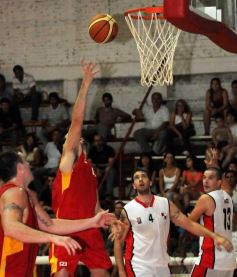 Foto de la galería: Tokio de Posadas 77-Independiente de Tucumán 71