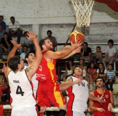 Foto de la galería: Tokio de Posadas 77-Independiente de Tucumán 71