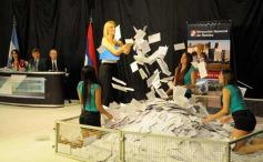 Foto de la galería: Sorteos para los constribuyentes-2013