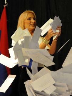 Foto de la galería: Sorteos para los constribuyentes-2013