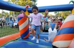 Foto de la galería: Feria y festival en plaza del barrio Los Lapachos