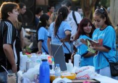 Foto de la galería: Feria y festival en plaza del barrio Los Lapachos