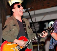 Foto de la galería: Recital al aire libre frente al Posadas Plaza Shopping