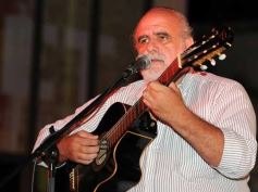 Foto de la galería: Recital al aire libre frente al Posadas Plaza Shopping