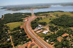 Foto de la galería: Vista aérea y ribereña de Posadas a San Ignacio
