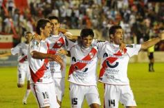 Foto de la galería: Guaraní A. Franco 2-Alumni de Cordoba 0