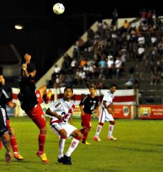 Foto de la galería: Guaraní A. Franco 2-Alumni de Cordoba 0