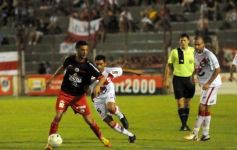 Foto de la galería: Guaraní A. Franco 2-Alumni de Cordoba 0
