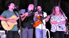 Foto de la galería: Festejo popular por el 130 aniversario de la Casa de Gobierno