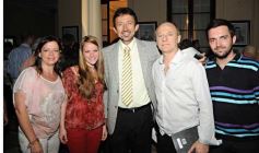 Foto de la galería: Festejo popular por el 130 aniversario de la Casa de Gobierno