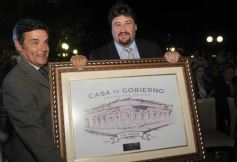 Foto de la galería: Festejo popular por el 130 aniversario de la Casa de Gobierno