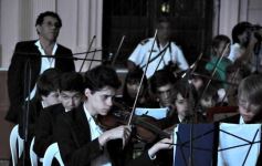 Foto de la galería: Festejo popular por el 130 aniversario de la Casa de Gobierno