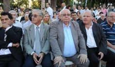 Foto de la galería: Festejo popular por el 130 aniversario de la Casa de Gobierno