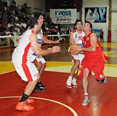 Foto de la galería: Tokio de Posadas 69-Unión de Santa Fe 103