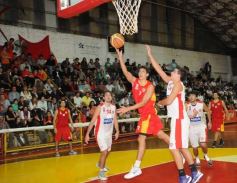 Foto de la galería: Tokio de Posadas 69-Unión de Santa Fe 103