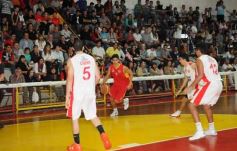 Foto de la galería: Tokio de Posadas 69-Unión de Santa Fe 103