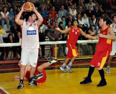 Foto de la galería: Tokio de Posadas 69-Unión de Santa Fe 103