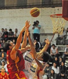 Foto de la galería: Tokio de Posadas 69-Unión de Santa Fe 103