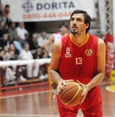 Foto de la galería: Tokio de Posadas 69-Unión de Santa Fe 103