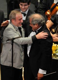 Foto de la galería: El teatro Lírico inició la temporada 2013 con la presentación de la Orquesta de Cámara del Centro de Conocimiento