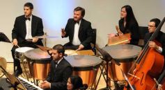 Foto de la galería: El teatro Lírico inició la temporada 2013 con la presentación de la Orquesta de Cámara del Centro de Conocimiento