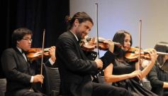 Foto de la galería: El teatro Lírico inició la temporada 2013 con la presentación de la Orquesta de Cámara del Centro de Conocimiento