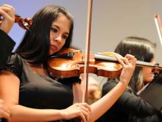 Foto de la galería: El teatro Lírico inició la temporada 2013 con la presentación de la Orquesta de Cámara del Centro de Conocimiento