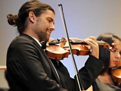 Foto de la galería: El teatro Lírico inició la temporada 2013 con la presentación de la Orquesta de Cámara del Centro de Conocimiento