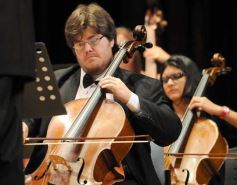 Foto de la galería: El teatro Lírico inició la temporada 2013 con la presentación de la Orquesta de Cámara del Centro de Conocimiento