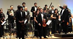 Foto de la galería: El teatro Lírico inició la temporada 2013 con la presentación de la Orquesta de Cámara del Centro de Conocimiento