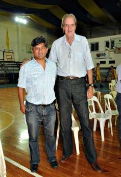 Foto de la galería: Acto de reconocimiento a dirigentes del básquetbol misionero