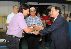 Foto de la galería: Acto de reconocimiento a dirigentes del básquetbol misionero