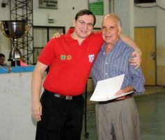 Foto de la galería: Acto de reconocimiento a dirigentes del básquetbol misionero