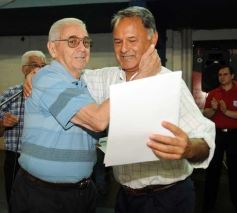 Foto de la galería: Acto de reconocimiento a dirigentes del básquetbol misionero