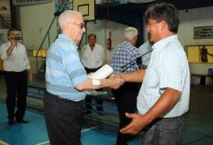 Foto de la galería: Acto de reconocimiento a dirigentes del básquetbol misionero