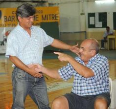 Foto de la galería: Acto de reconocimiento a dirigentes del básquetbol misionero